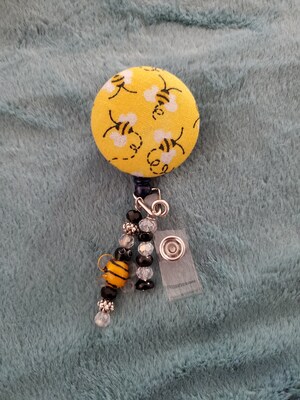 Bee Button Badge with Bee Bead - image1